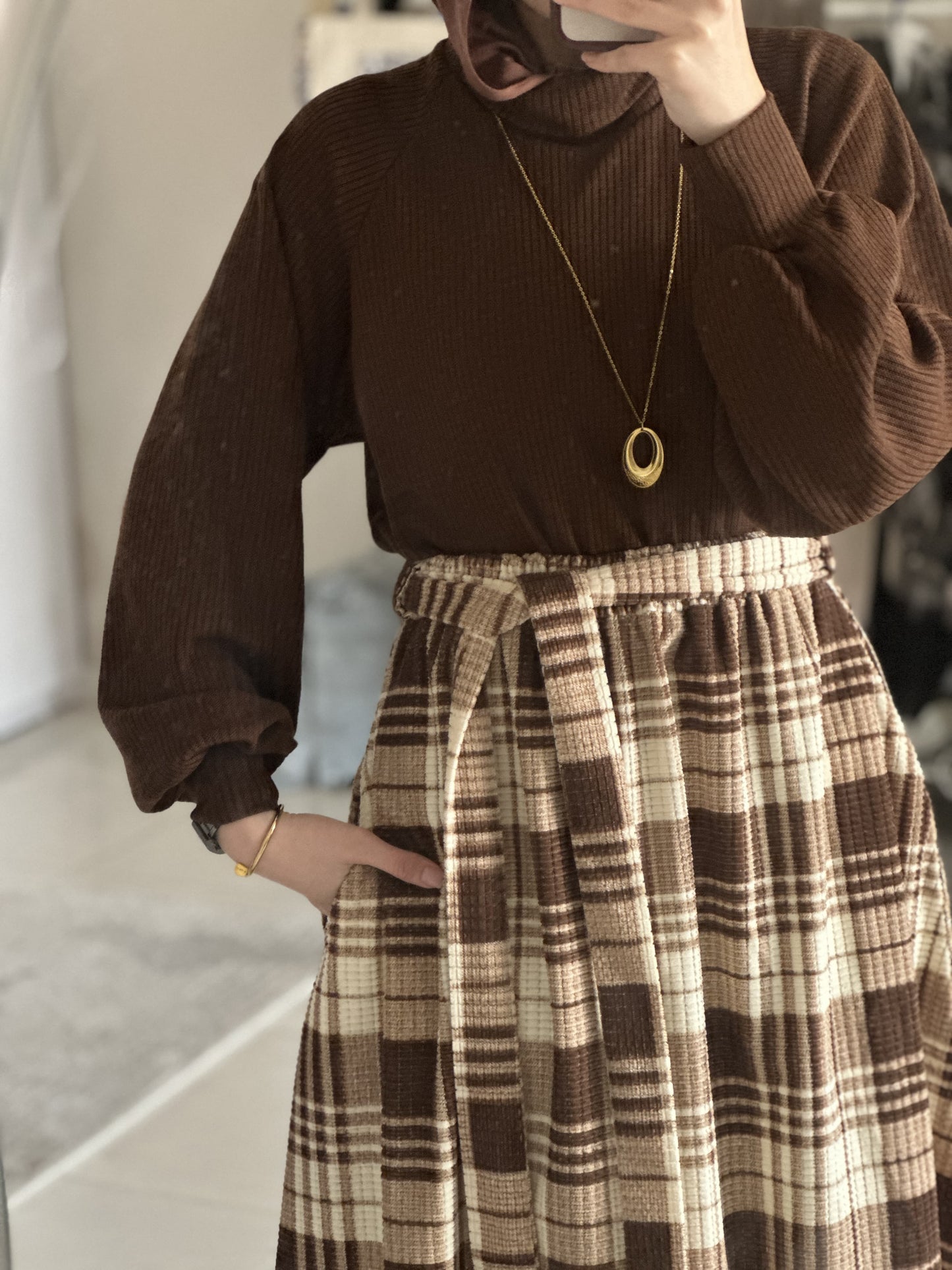 outfit Chanel brown